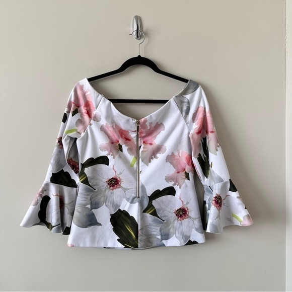 Ted BAKER-VELEITA CHATSWORTH BLOOM BELL SLEEVE TOP - Picture 3 of 10